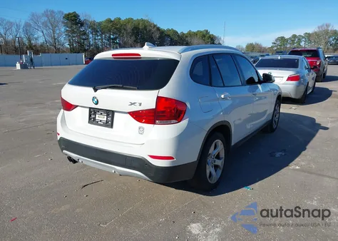 2015 BMW X1 Sdrive28I из США, поврежденный, VIN WBAVM1C57FVW56924